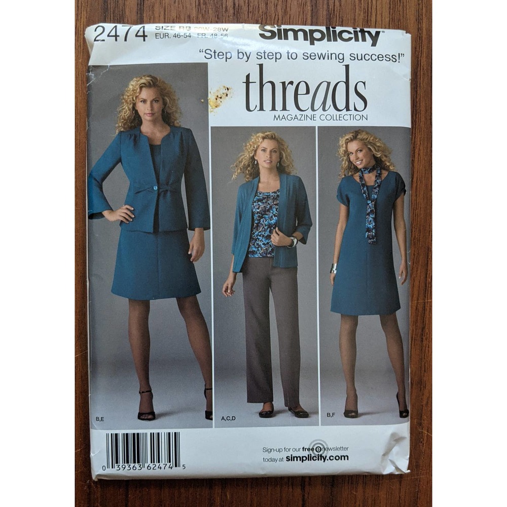 UNCUT Simplicity 2474 Threads Separates Size 20W-28W